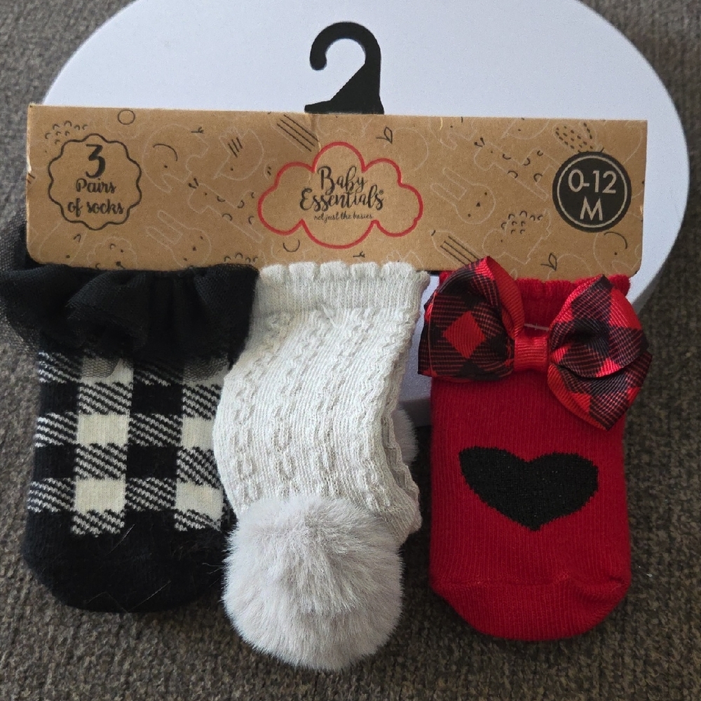 Baby Essentials Plaid and Heart Baby Socks Set